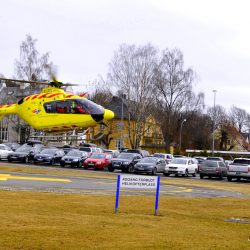 Stiftelsen Norsk Luftambulanse er en ideell stiftelse. Formålet er å redde liv og helse ved å styrke luftambulansetjenesten i hele Norge gjennom forskning, utvikling og samarbeid med andre nødetater. Foto Jan Arne Dammen