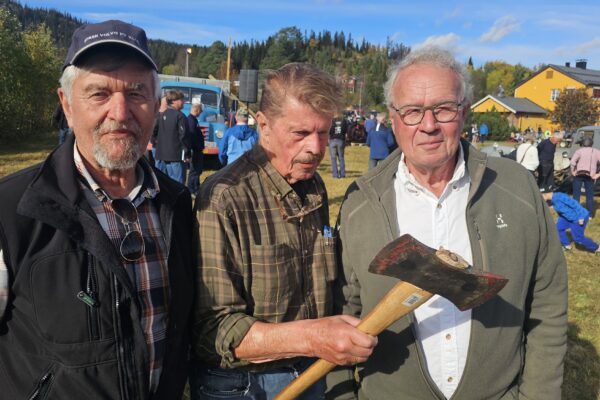 –Fellesskap og bygdemoro tufta på dugnad og lokalt engasjement. Gratis og opent for alle!