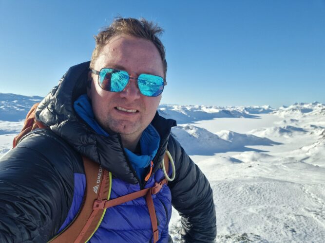 Fjellkar på truger og med kamera – Svein Andre Svensli Rudi